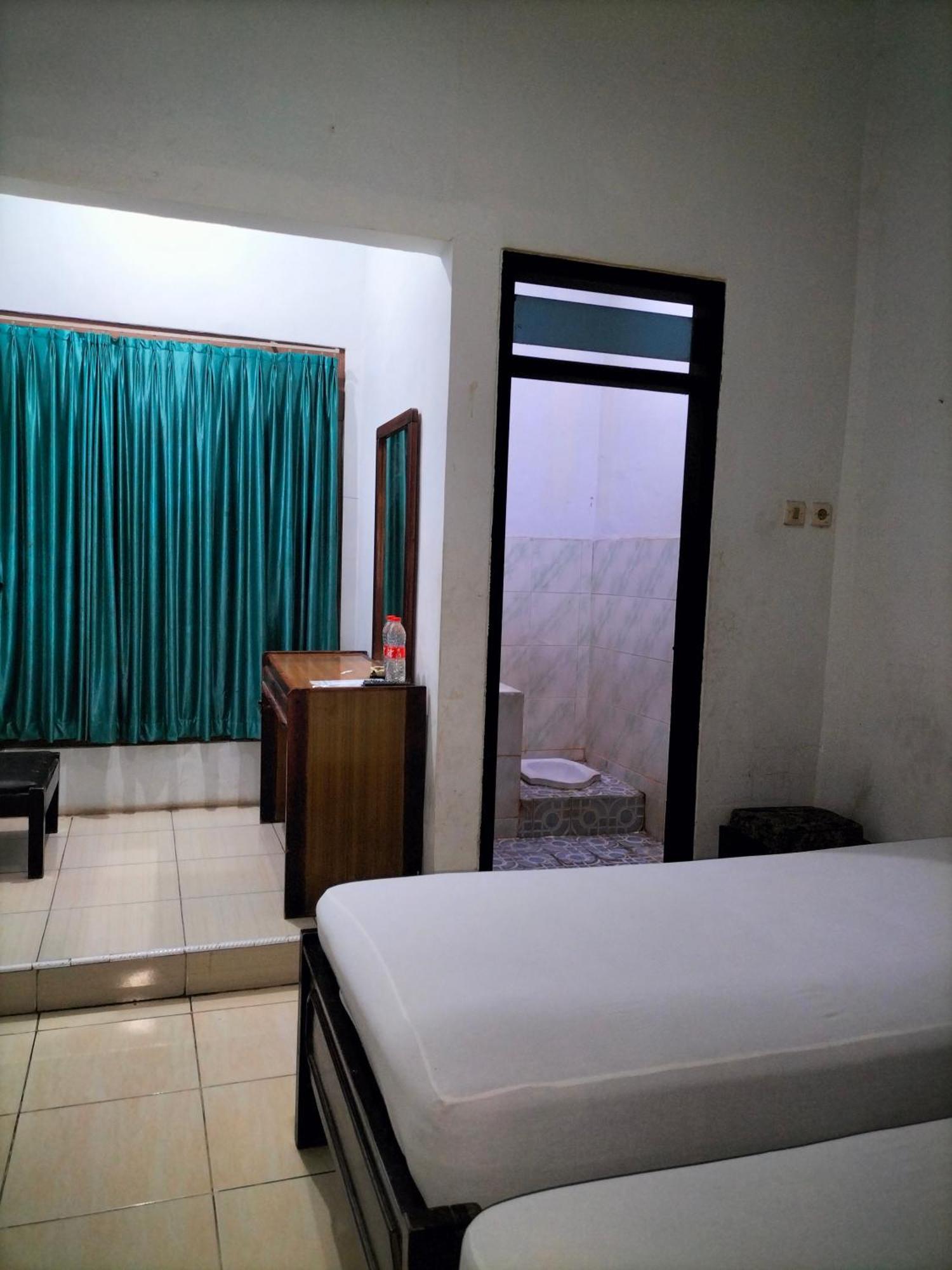 Hotel Kudus Permata Procot Exterior photo